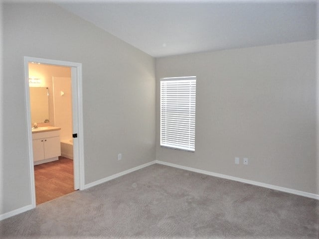 Building Photo - 522 Beth Ann St