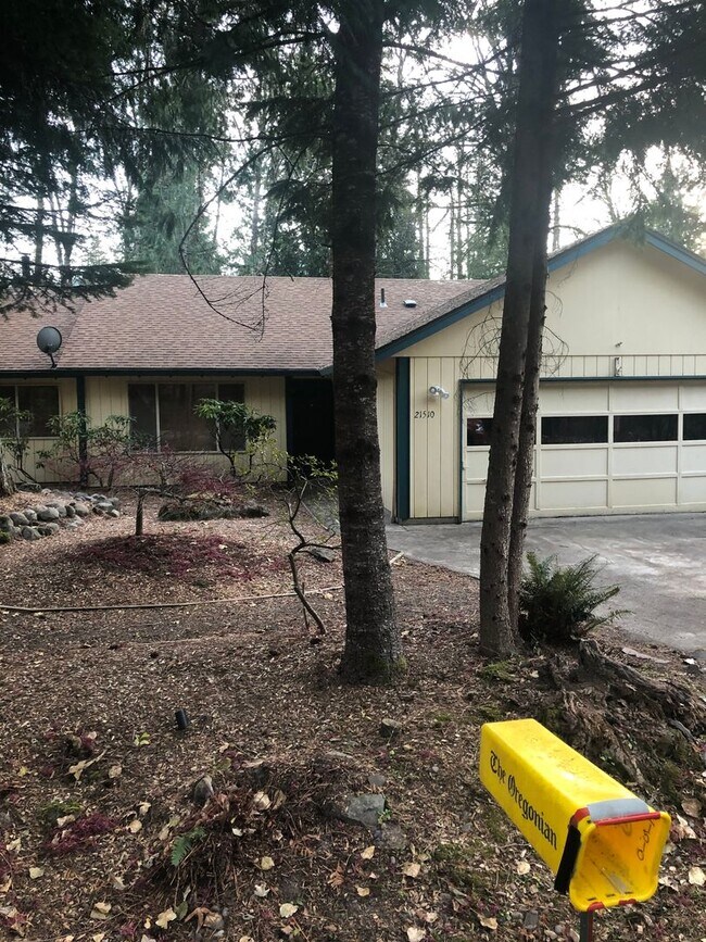 Building Photo - RC05