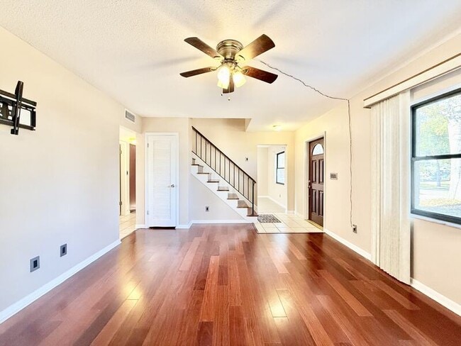 Building Photo - 12472 Monarch Cir