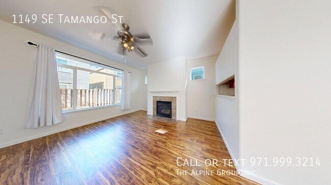 Building Photo - 1149 SE Tamango St