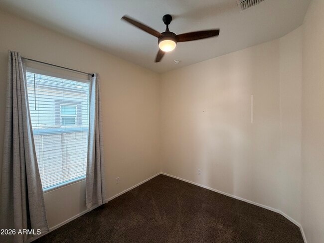 Building Photo - 15628 W Smoketree Dr