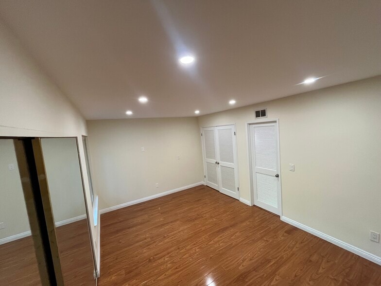 Building Photo - 5144 Javalambre Dr