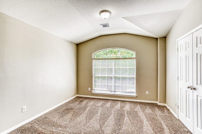 Building Photo - 15811 Granite Mountain Trail