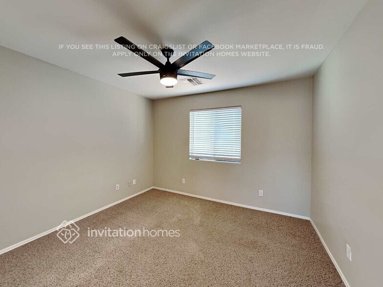 Building Photo - 2218 E Cochise Ave