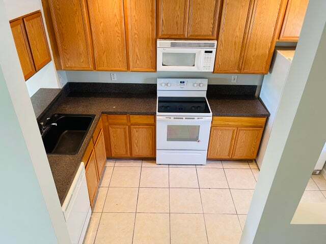 Primary Photo - 5084 Palmbrooke Cir