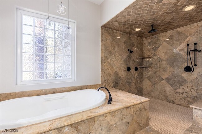 Building Photo - 2960 American River Ln