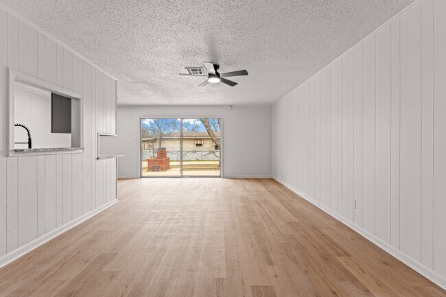 Building Photo - 1301 Harrison Ave