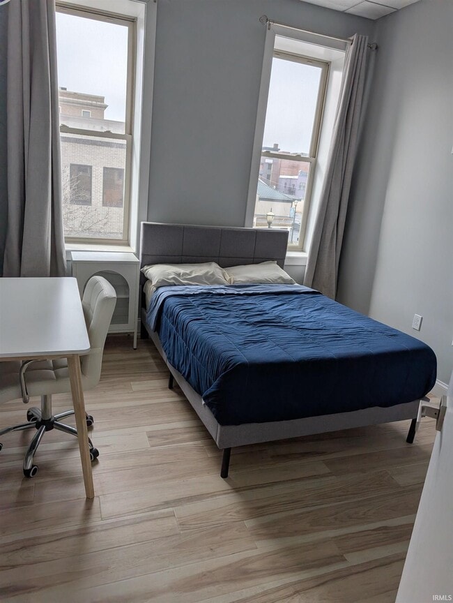 Building Photo - 300 N Union St