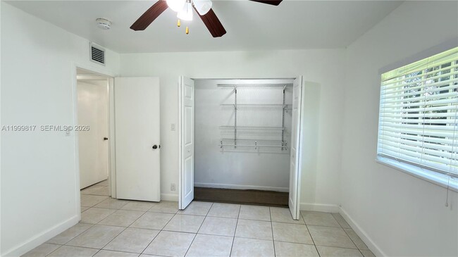 Building Photo - 403 SW 148th Ave