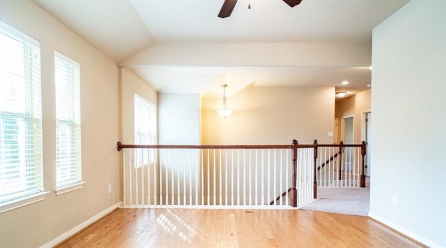 Building Photo - 2301 Giddens Dr