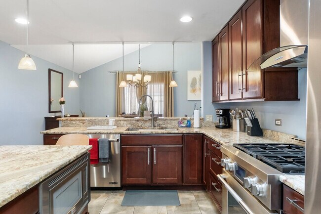 Building Photo - 5000 190th St