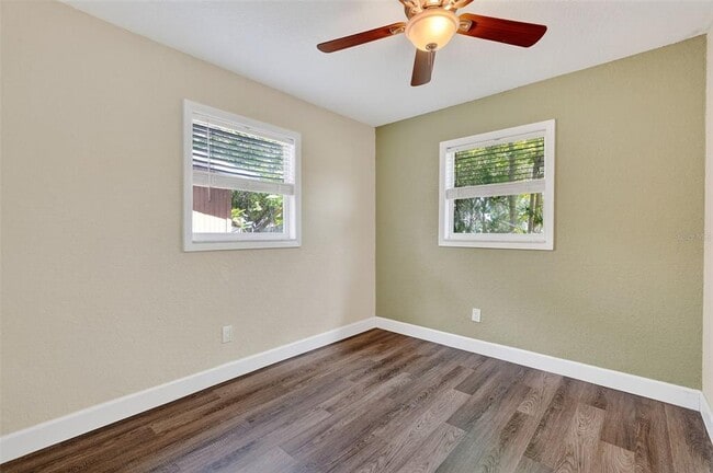 Building Photo - 11119 Temple Ave