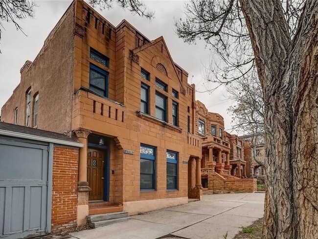 Building Photo - 2118 W 28th Ave