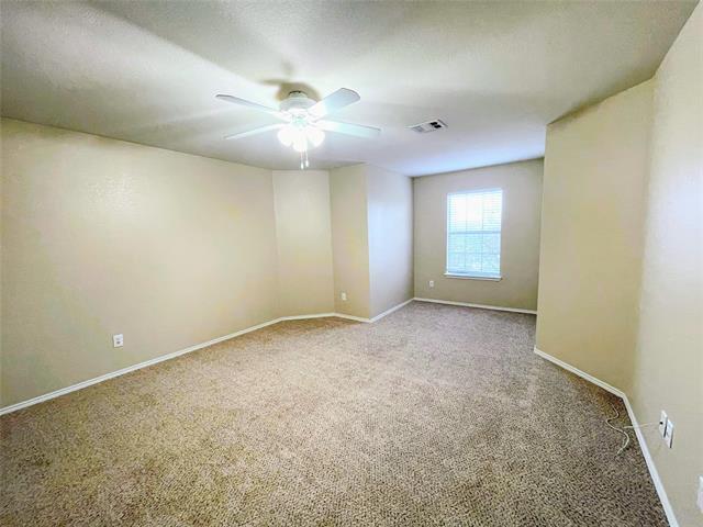 Building Photo - 9209 Warren Dr