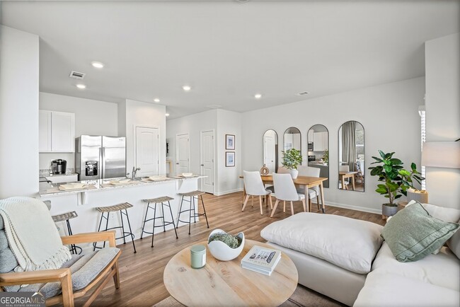 Building Photo - 3 Silverbell Ln NW