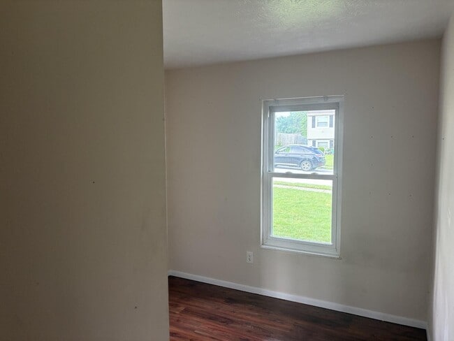 Building Photo - 4013 Hunters Green Dr