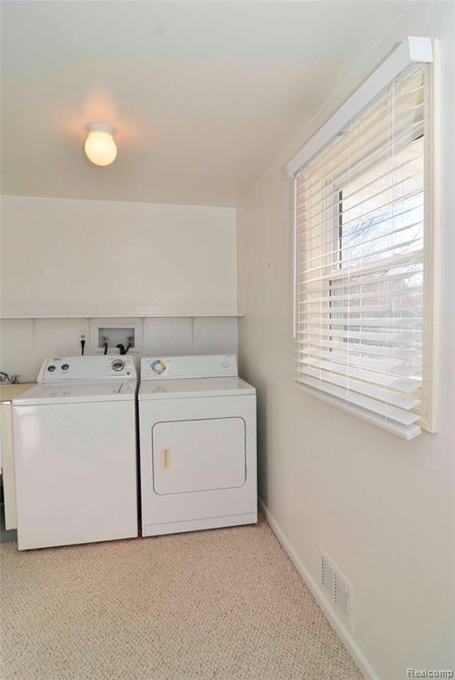 Building Photo - 8152 Fairfield Cir