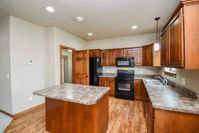 Building Photo - 8413 W 53rd St