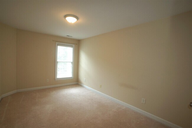 Building Photo - 217 Anniston Ct