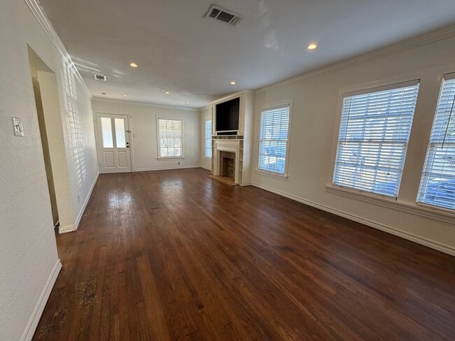 Building Photo - 3817 Frazier Ave