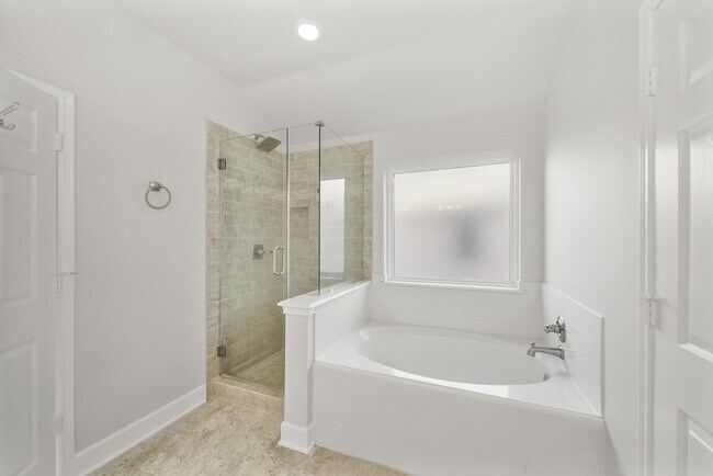 Building Photo - 2714 Crestbrook Ct