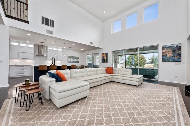 Building Photo - 4306 Old Sycamore Loop