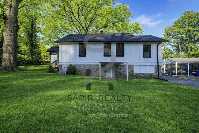Building Photo - 1026 Lynhurst Dr SW