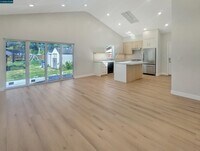 Building Photo - 1892 Sunnyvale Ave