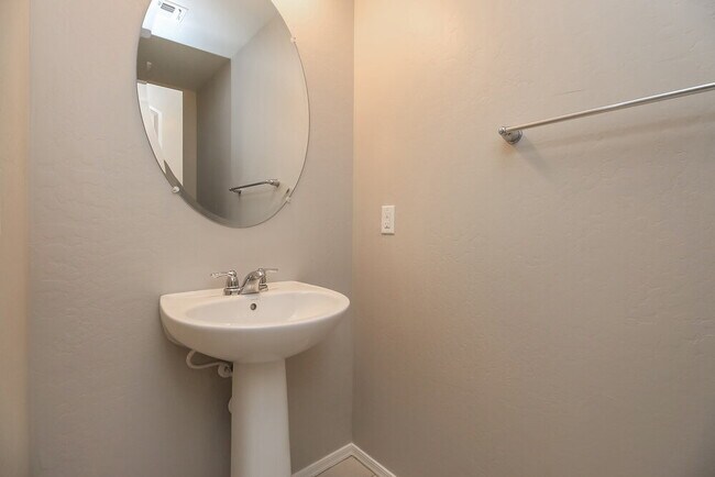 Building Photo - 6845 E Peralta Cir