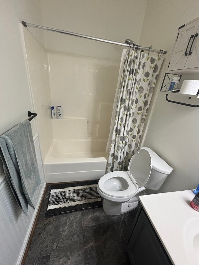Building Photo - 522 Pecan Ct