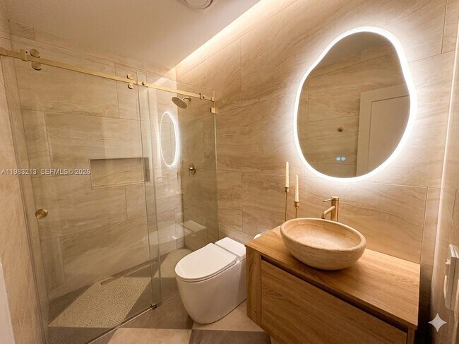 Building Photo - 6885 NW 14th Ct