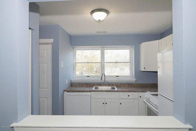 Building Photo - 207 E Winged Foot Ct