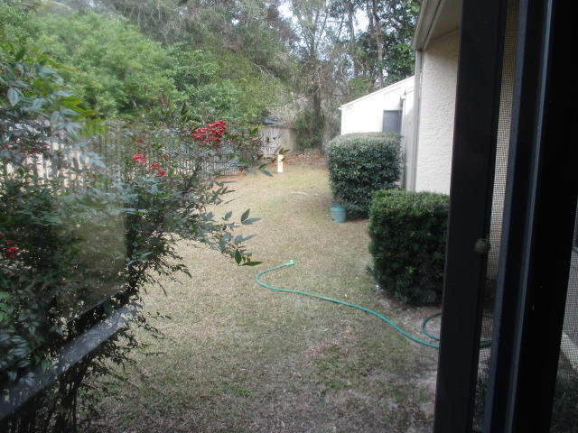 Building Photo - 700 Bay Dr