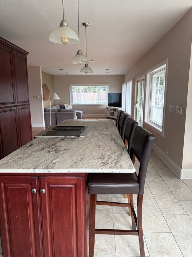 Building Photo - Stunning Bay View Retreat – Fully Furnished 2 Bed / 2 Bath Near Charleston