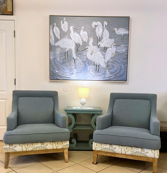 Building Photo - 2 S Bay Hill Dr