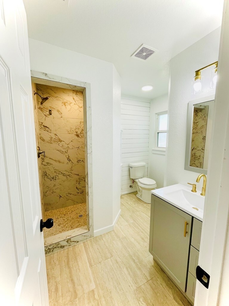 Building Photo - 311 SW 10th St