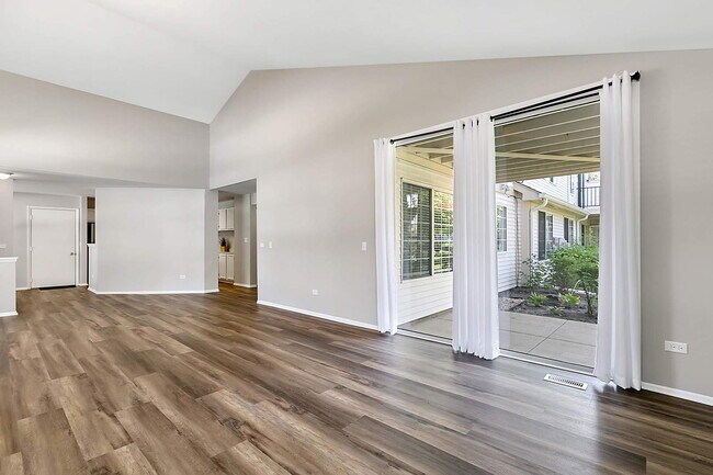 Building Photo - 371 Ashford Cir