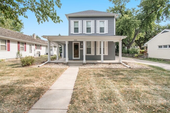 Building Photo - Adorable Millard Home