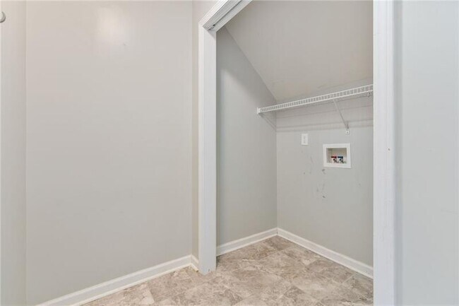 Building Photo - 14 Bryan Springs Rd SW