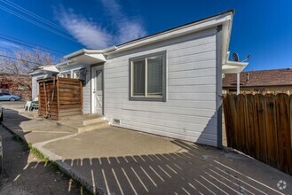 Building Photo - Sparks Duplex