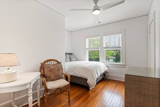 Building Photo - 61 Jennings Ave