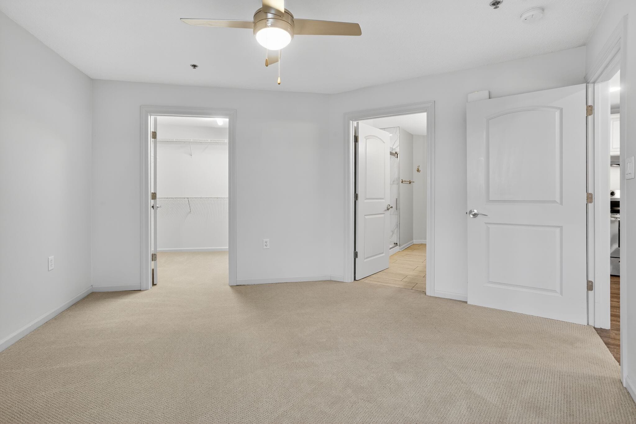 Building Photo - 2900 NE Kendallwood Pkwy