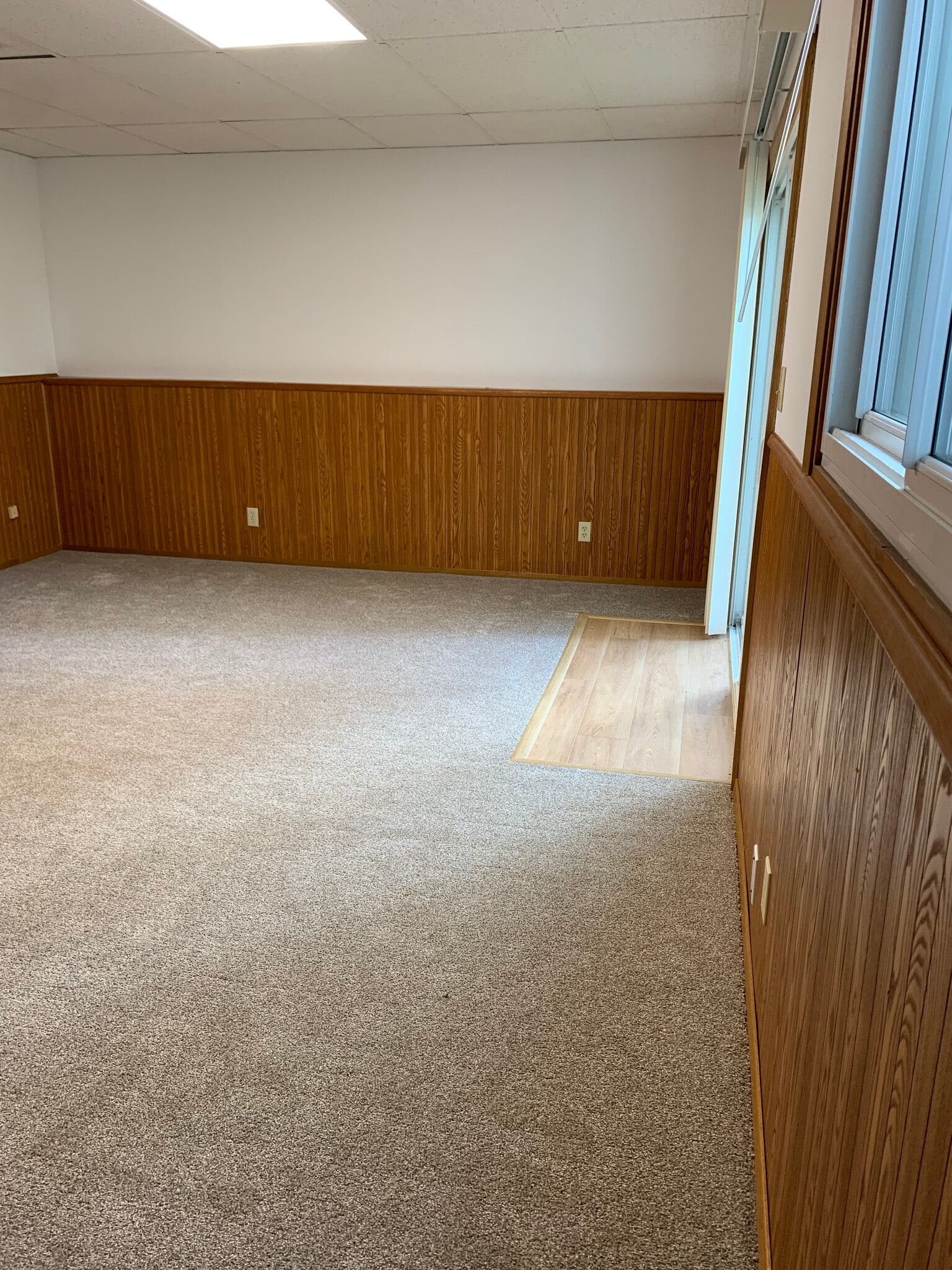 Building Photo - 11101 Vessey Cir
