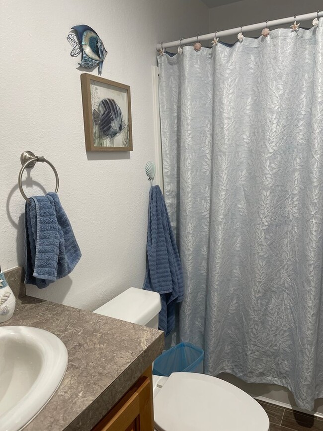 Building Photo - 2168