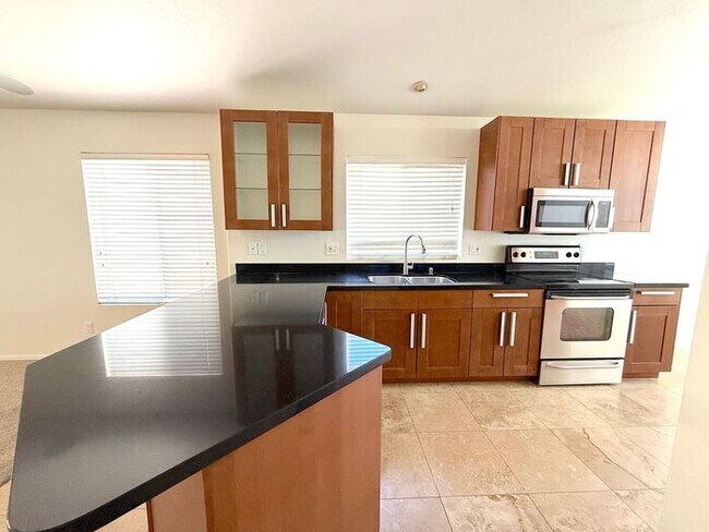 Building Photo - PRICE REDUCED – Fresh Updates in Prime Scottsdale Location!