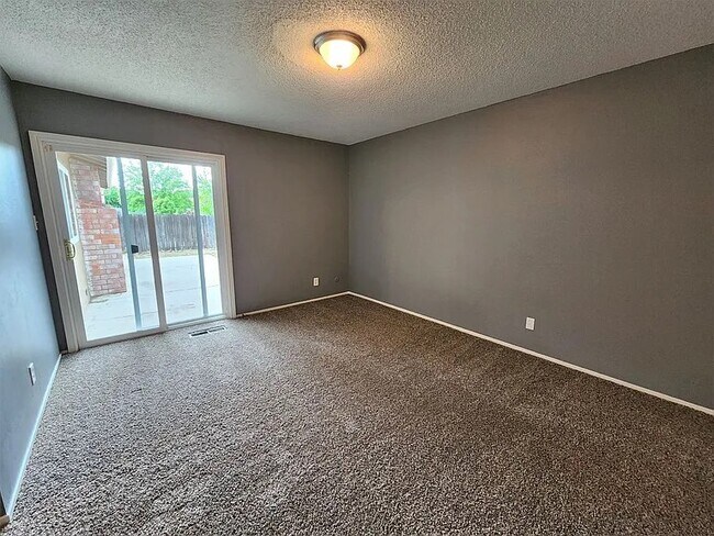Building Photo - 3015 Barmouth Dr