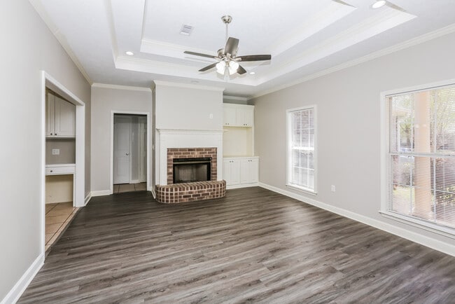 Building Photo - 139 Post Oak Dr