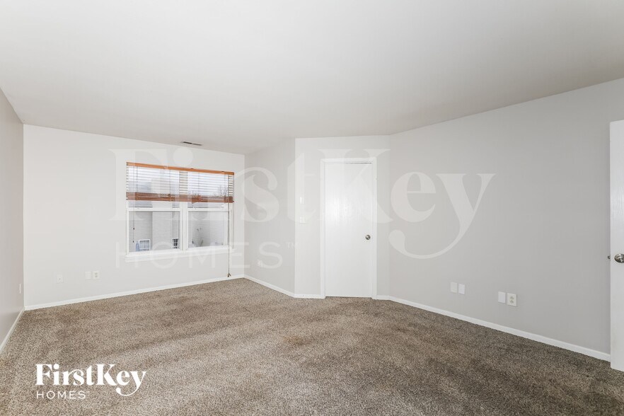 Building Photo - 10428 Hornton St