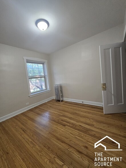 Building Photo - 558 Elmwood Ave