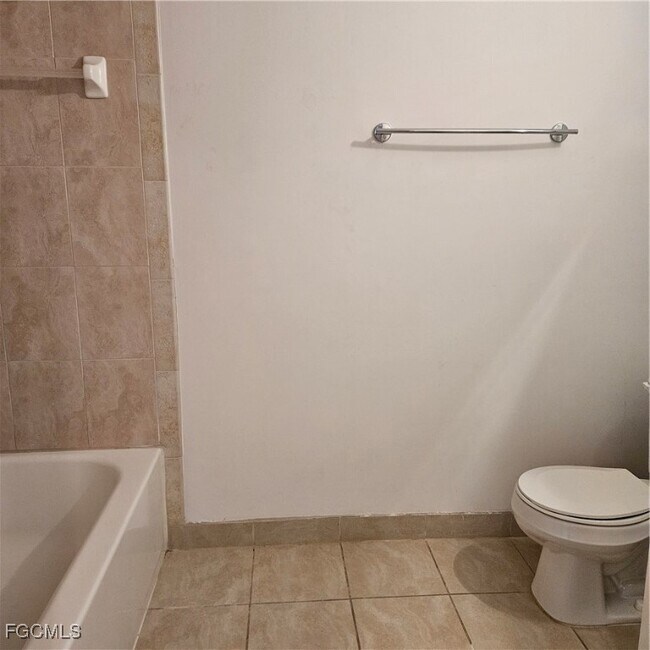 Building Photo - 8546 Bernwood Cove Loop